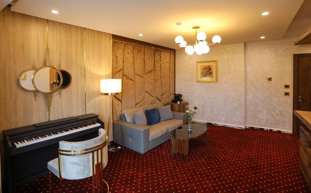 Melissa Hotel Oran Buitenkant foto