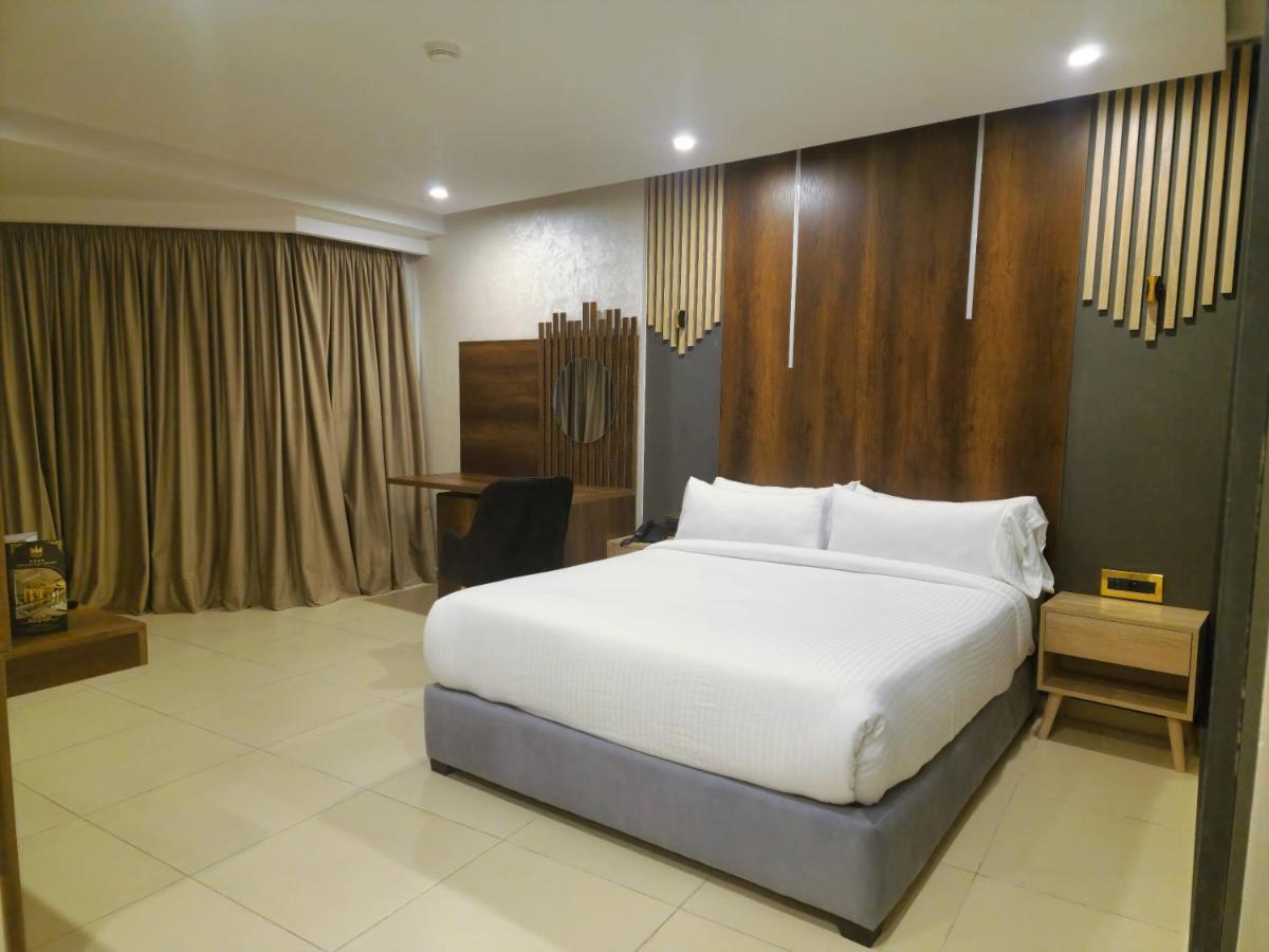 Melissa Hotel Oran Buitenkant foto
