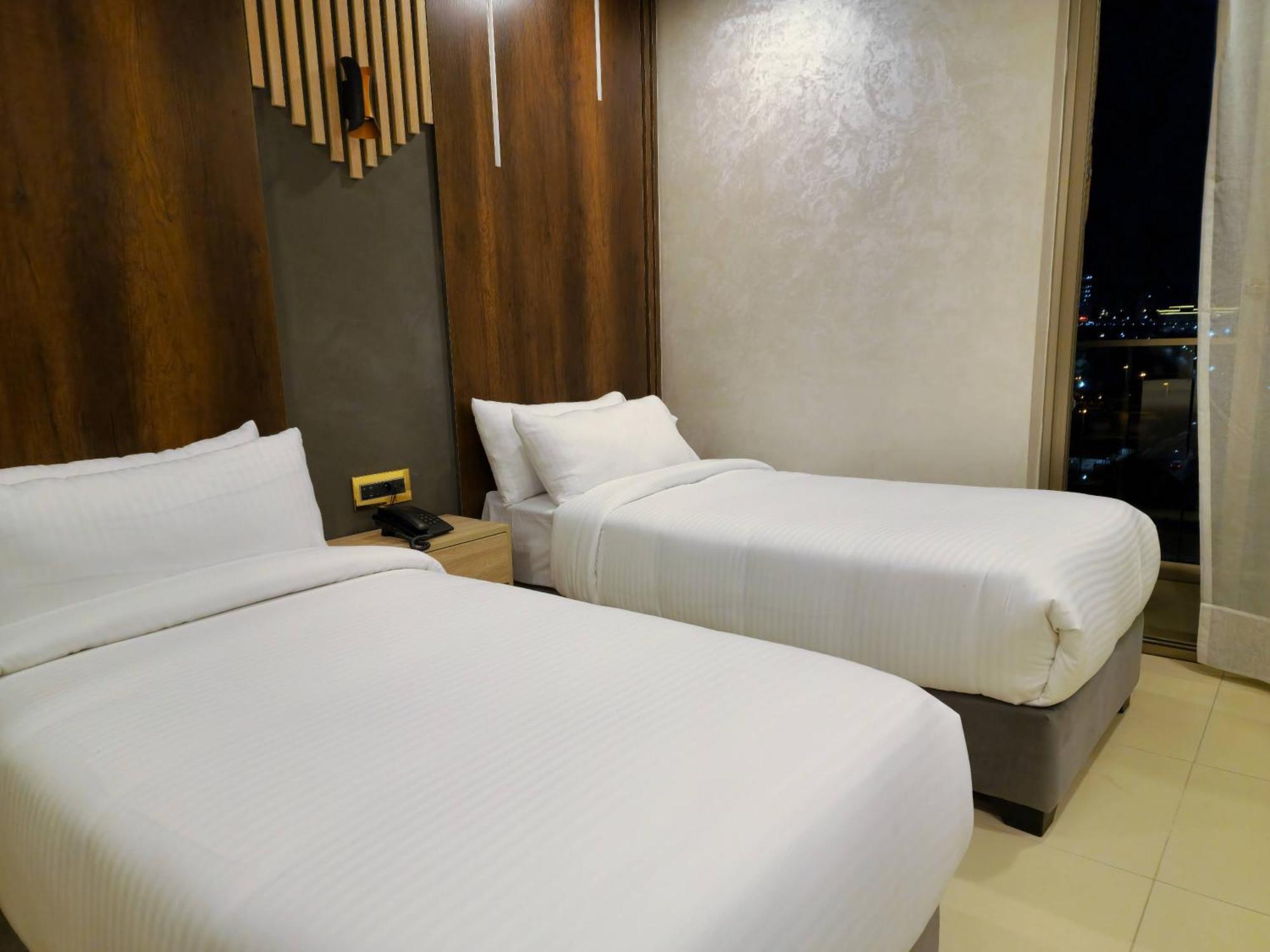 Melissa Hotel Oran Buitenkant foto