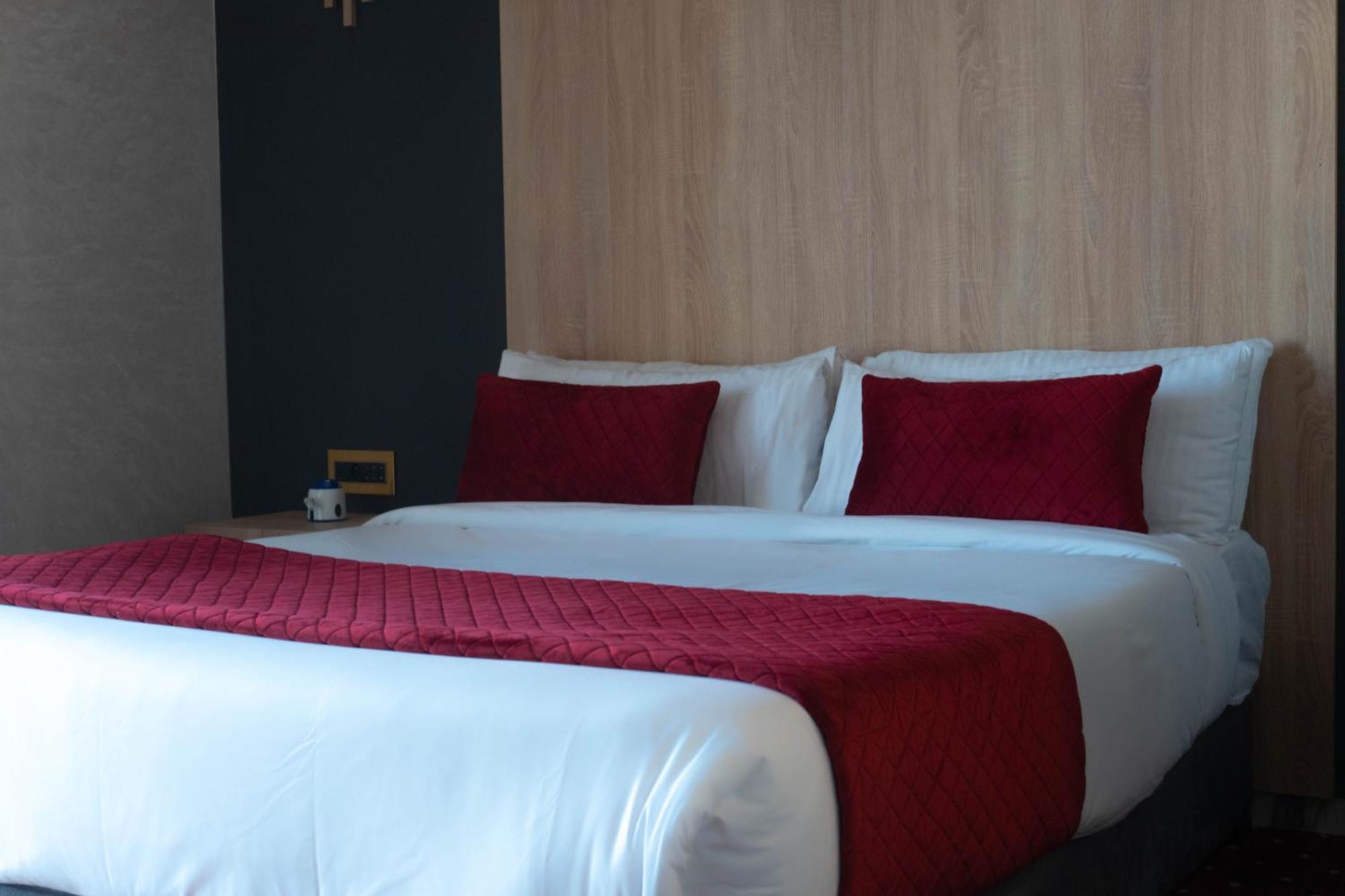 Melissa Hotel Oran Buitenkant foto